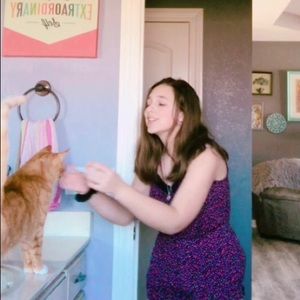 Meet your Posher, Olivia